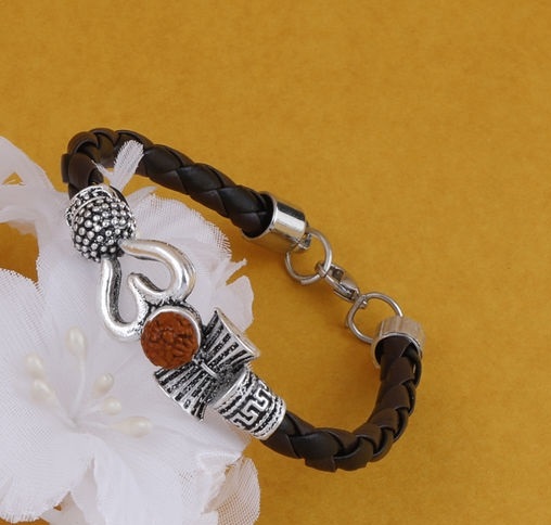 damru OM Trishul Damroo Bracelet - Image 1