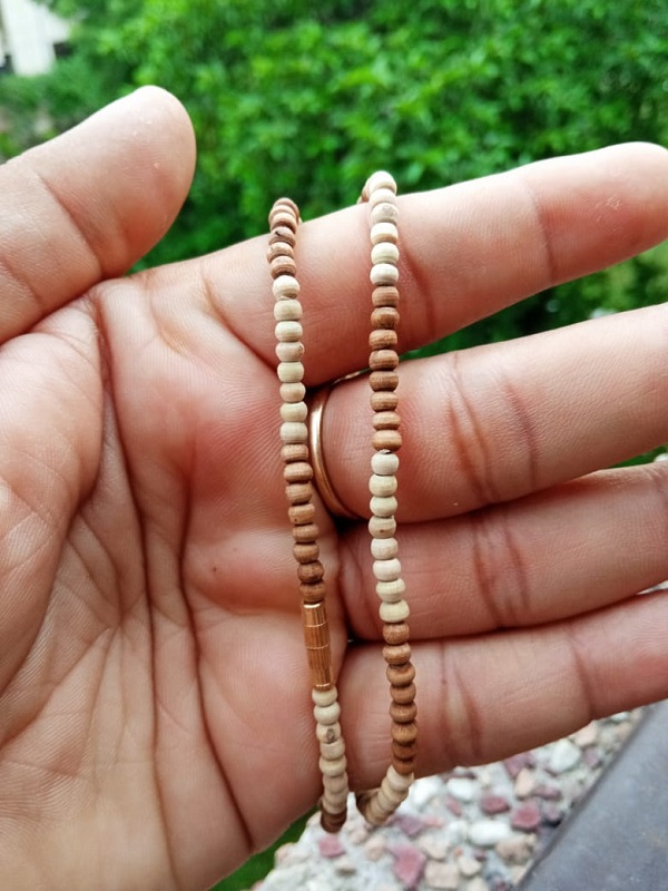 one-round-tulsi-kanthi-mala Loving Lord Krishna Tulsi One Round Brij Kanthi Mala Material Tulsi Mala Length 18 Inches Bead Size 1 Mm Neck Round 1 Round